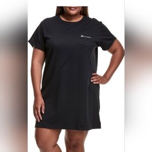CHAMPION SHORT SLEEVE T-SHIRT DRESS WITH POCKET LOGO
